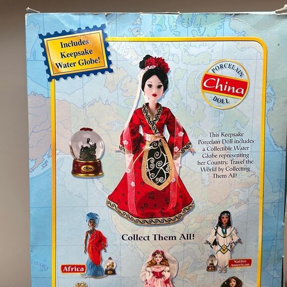 Brass Key Cultured Keepsakes Porcelain China Doll 2006 Collector's - Picture 4 of 7